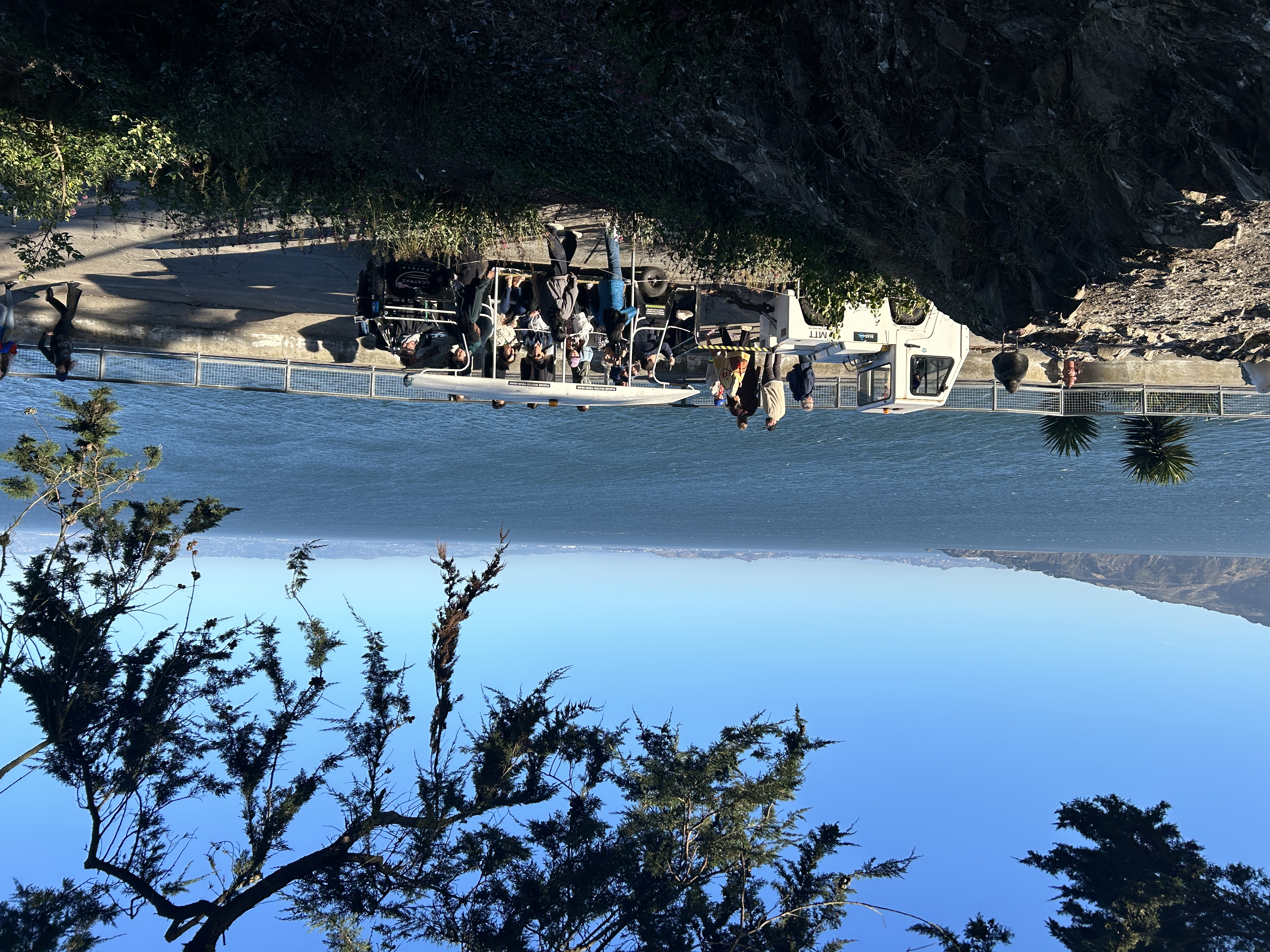 Raphi & Dave auf dem Logenplatz am Ende des Wagens