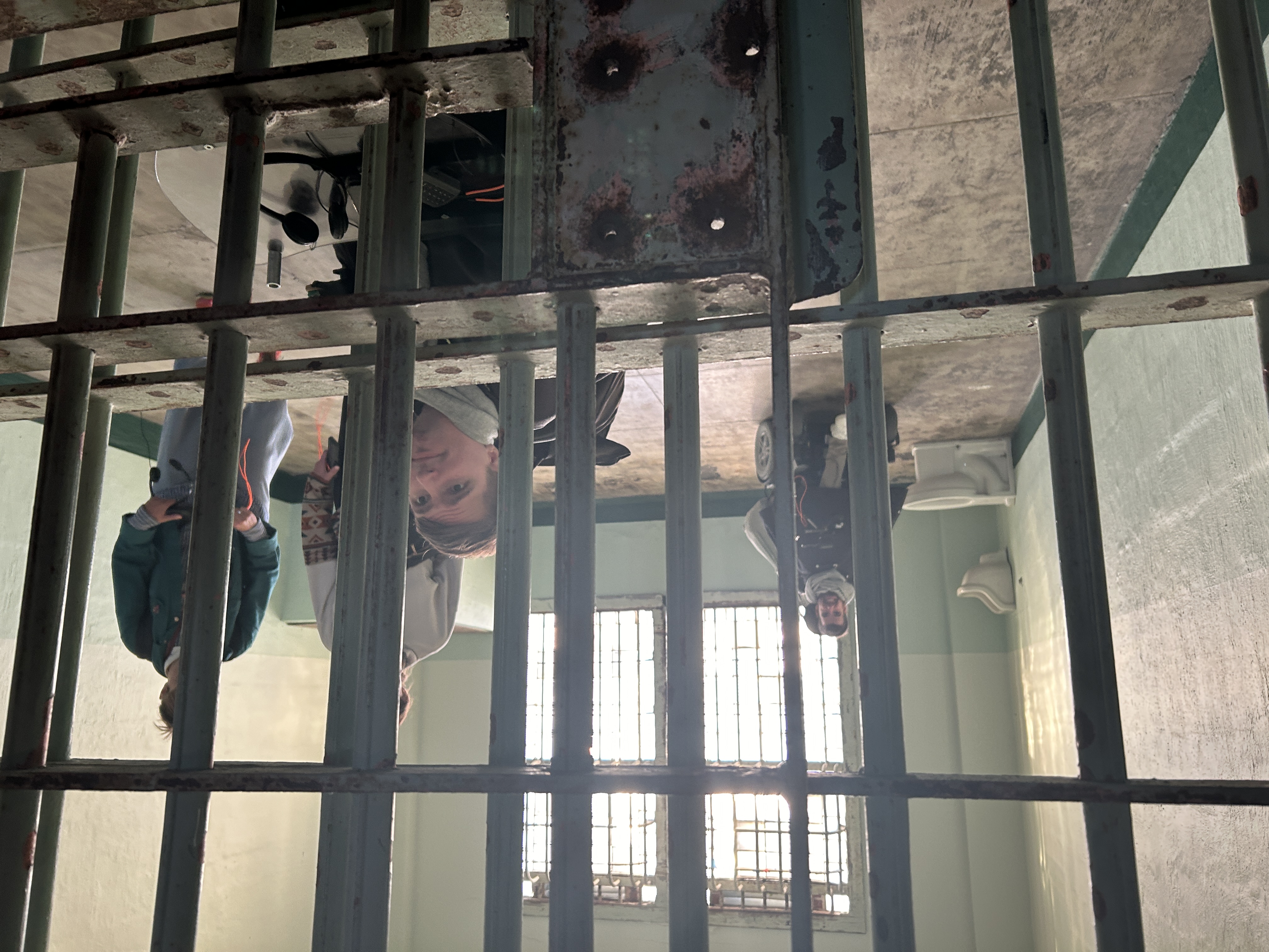 Plötzlich doch innerhalb der Zelle