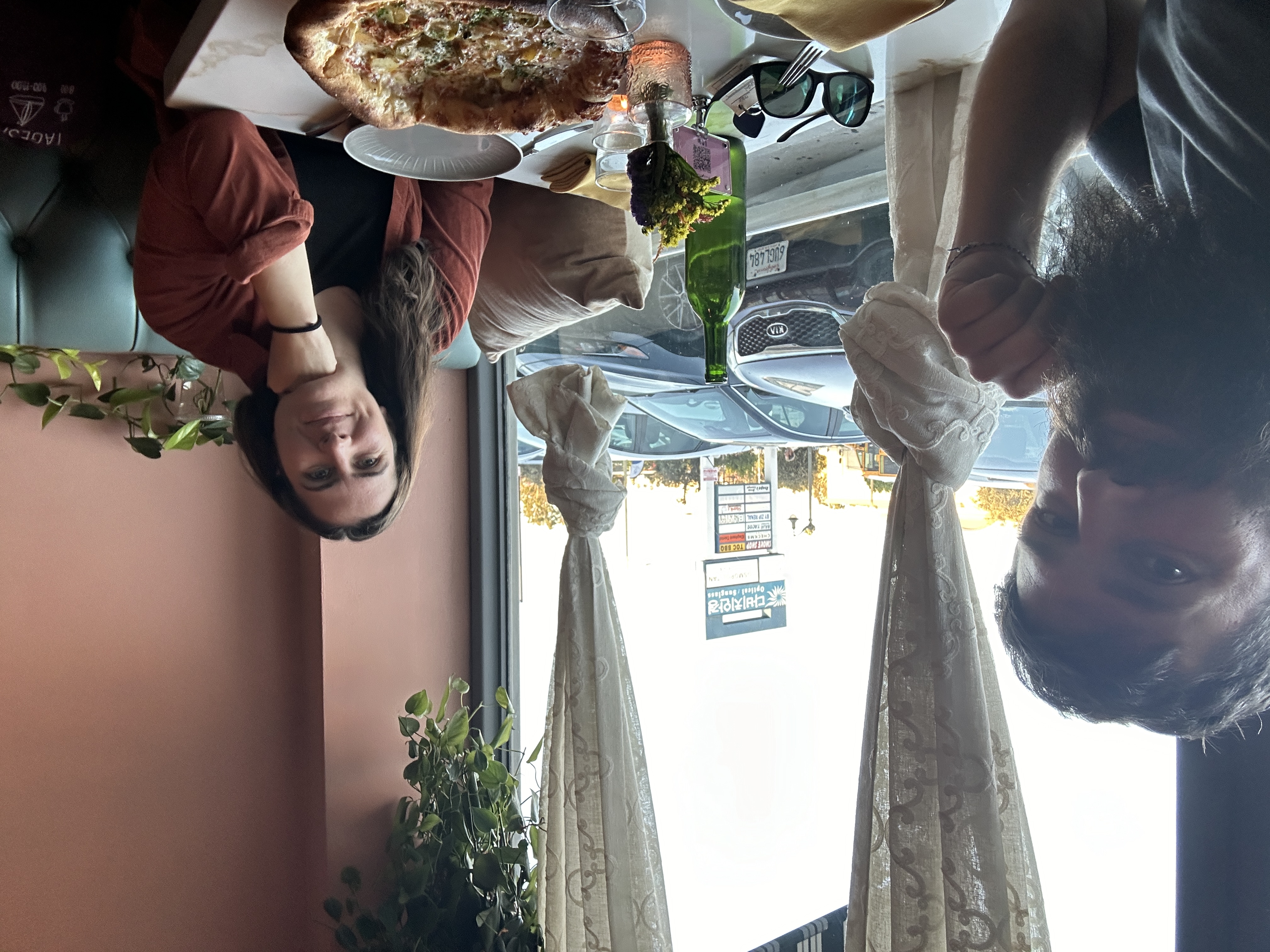 Team Shopping: Nachtessen in Los Angeles zum Abwarten des schlimmsten Feierabendverkehr