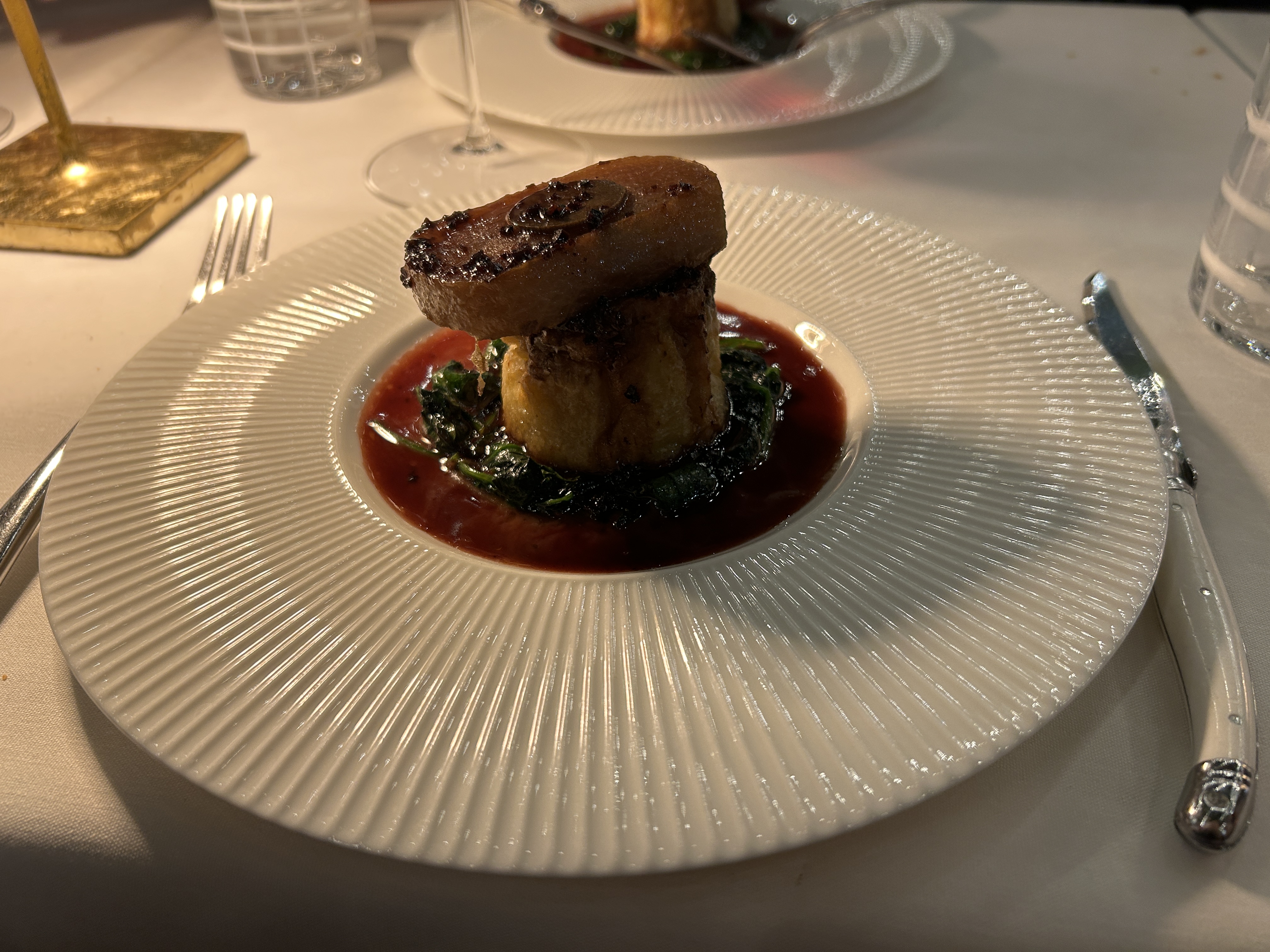 Vegetarisches Foie Gras (oben) und Filet (unten)